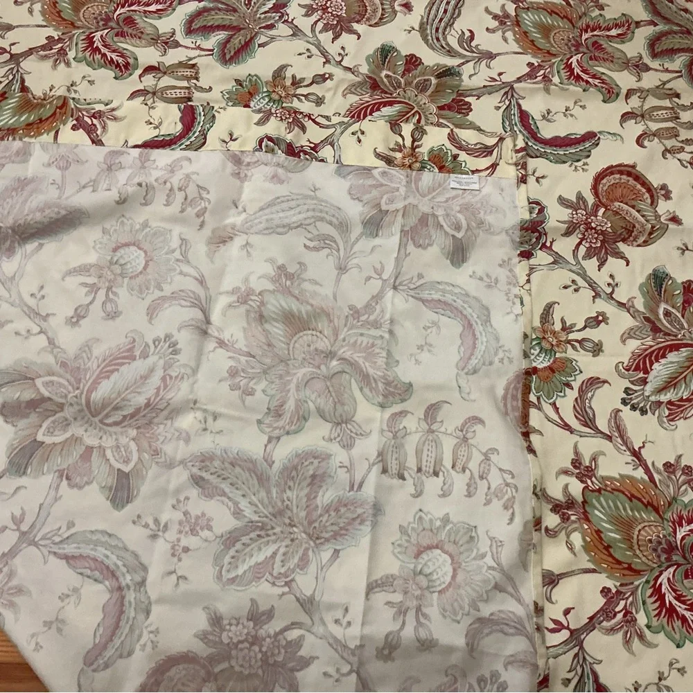 Hillcrest Floral shower curtain